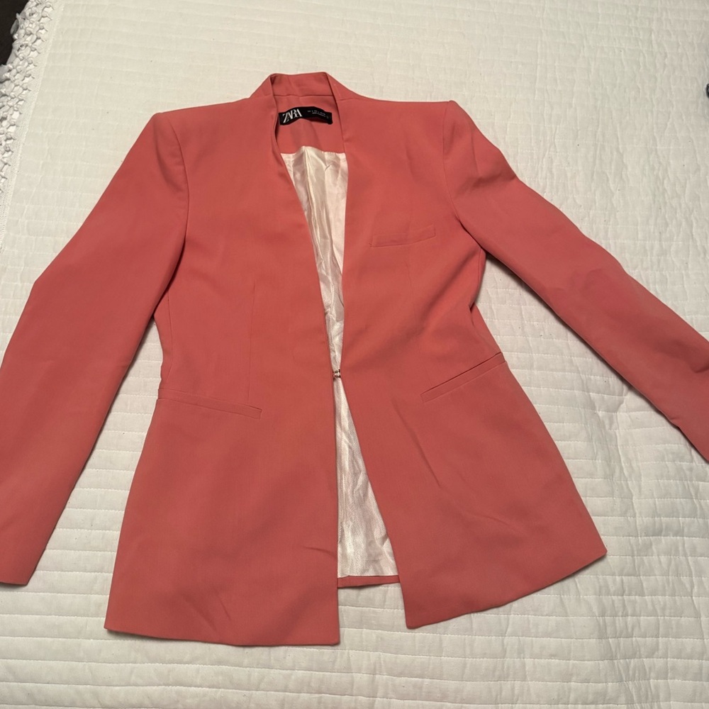 Zara Women's Pink Blazer